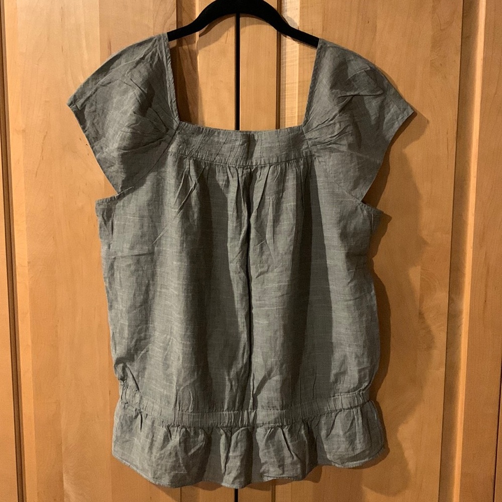 The Limited gray top